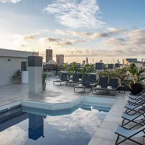 زيارة الفندق